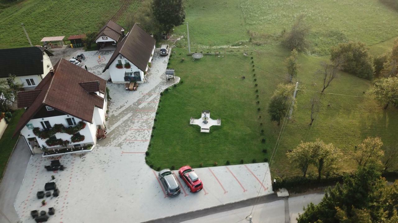 House Pox Otel Plitvička Jezera Dış mekan fotoğraf